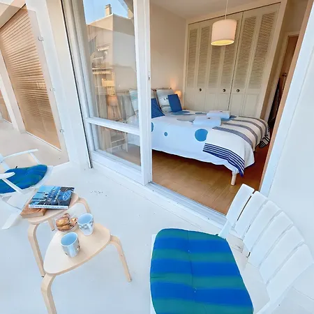 Sur Mer, 2 Minute Walk To Beach, 2 Parking Spaces And Balcony